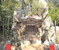 岩社